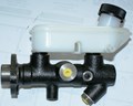 BRAKE MASTER CYLINDER HINO TRUCK & BUS PARTS