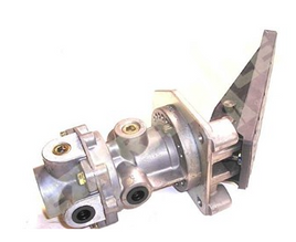 FOOT VALVE DAIHATSU DELTA TRUCK PARTS
