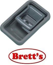 17401.580 LEFT HAND = RIGHT HAND INNER INTERIOR    DOOR HANDLE   L/H=R/H ALL FORD  TRADER MODELS 1981-2000  0409 HA 3.0L 1981-19   0409 SL 3.5L 1984- 0409 SL 8/1989-   0409 TF 4.0L 8/1995- S  0509 SL 3.5L 1984-7/1989