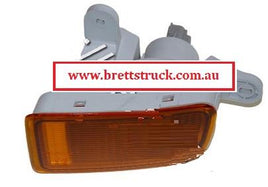 15420.181 LH LEFT HAND FRONT BLINKER LAMP  2006- 2006 ON IN BUMPER BAR ISUZU CXY51 2006- ISUZU CXY52 10/2007- CXZ52 10/2007-2017  EXD52 2006-2011 ISUZU EXY52 10/2007-06/2010 ISUZU FRD34  FRR34  FSR34   FTR34   FVD34  FVR23 FVR34