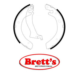 FN0563 BRAKE SHOE SET OF 4 SHOES NiBK JNBK  REAR FOR LAND ROVER    SFS000060 LAND ROVER    SFS000061 LAND ROVER    SFS100140